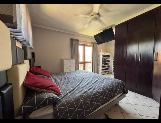 2 BEDROOM SECTIONAL TITLE FOR SALE IN MEYERSDAL